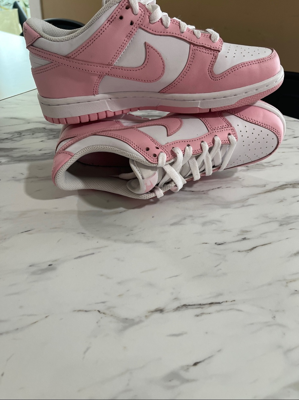 Nike Low-Top Sneakers in Pink and White - Picture 5 of 6